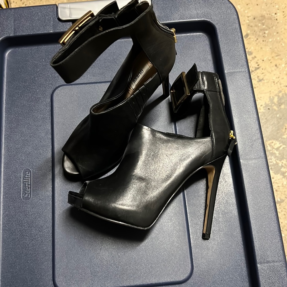 Guess heels